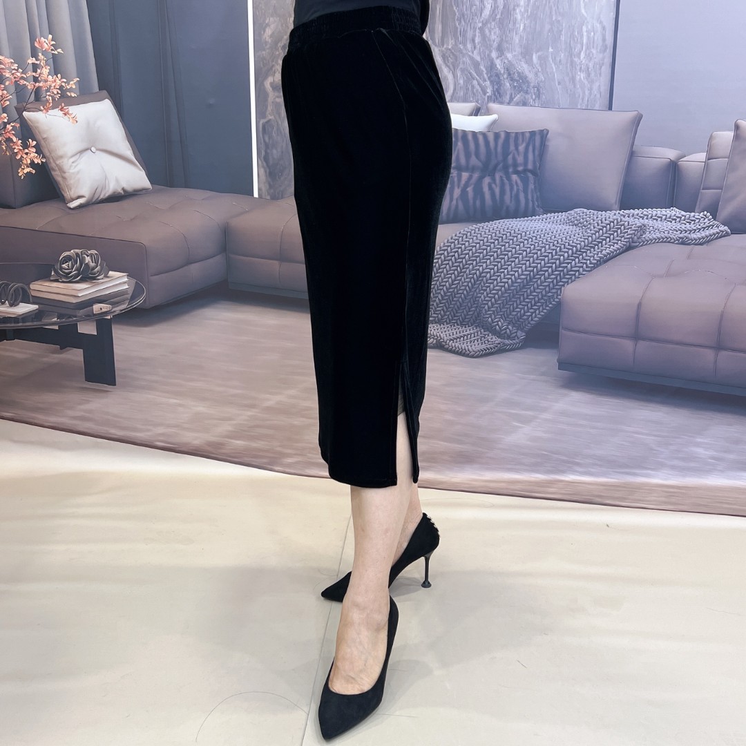 显瘦半身裙百搭开叉中长款网红时尚气质黑色修身丝绒女装半身裙