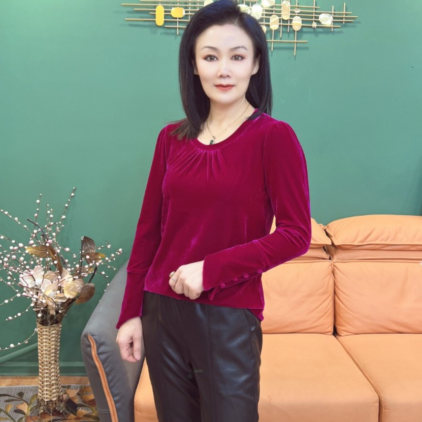 秋冬圆领时尚纯色打底妈妈装丝绒女士百搭长袖小衫（娜）