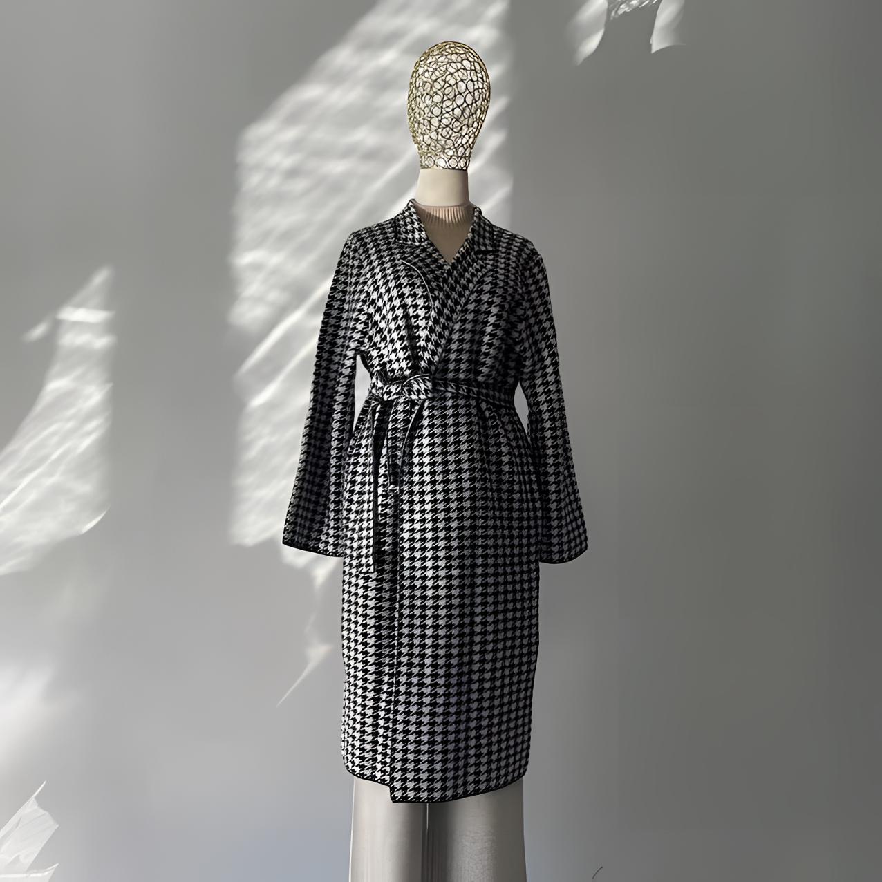 千鸟格四平双面织空气层纯羊绒大衣超重工高克重800克左右