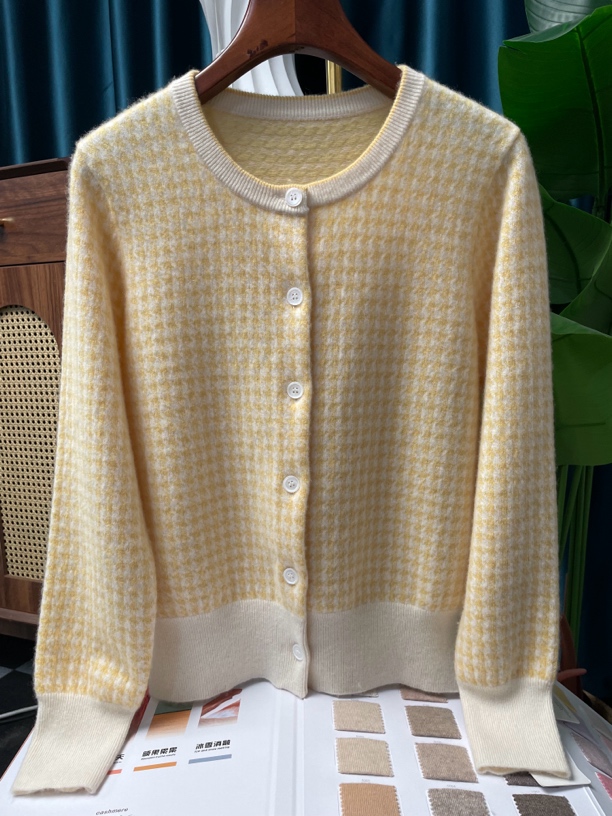 女士100%纯山羊绒圆领花型开衫