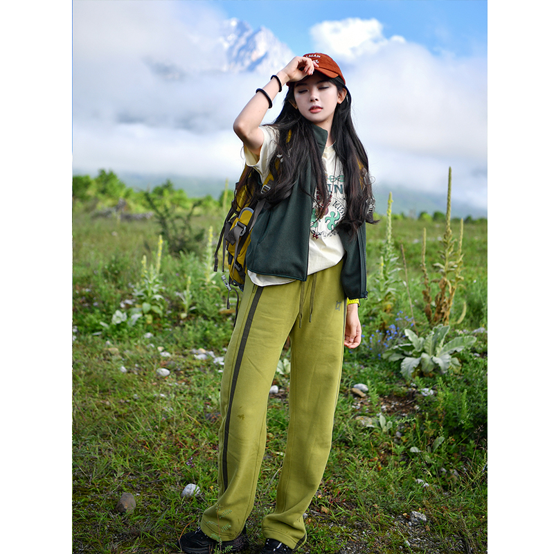 北京森林户外保暖搭子原创加绒加厚直筒宽松显瘦百搭阔腿卫裤女