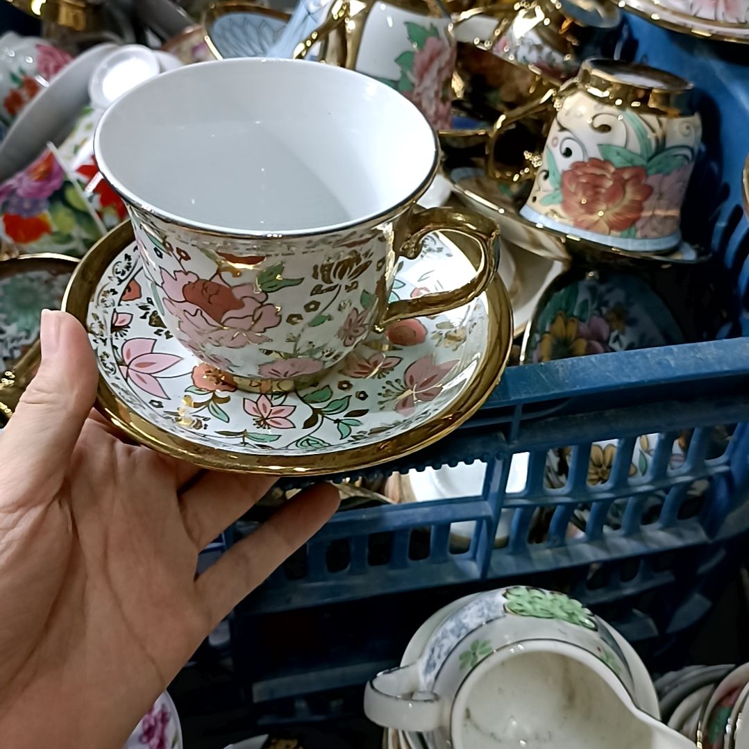 摆件陶瓷默认微瑕。。。。。