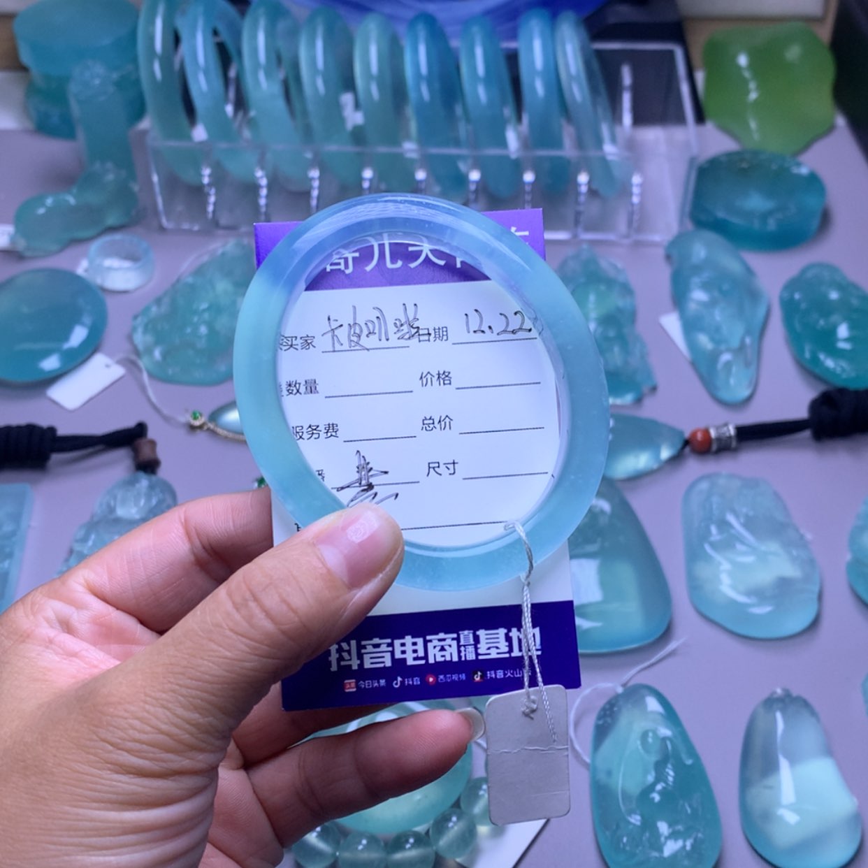 【闪购商品】蛇纹石玉手镯未镶嵌卡**啦