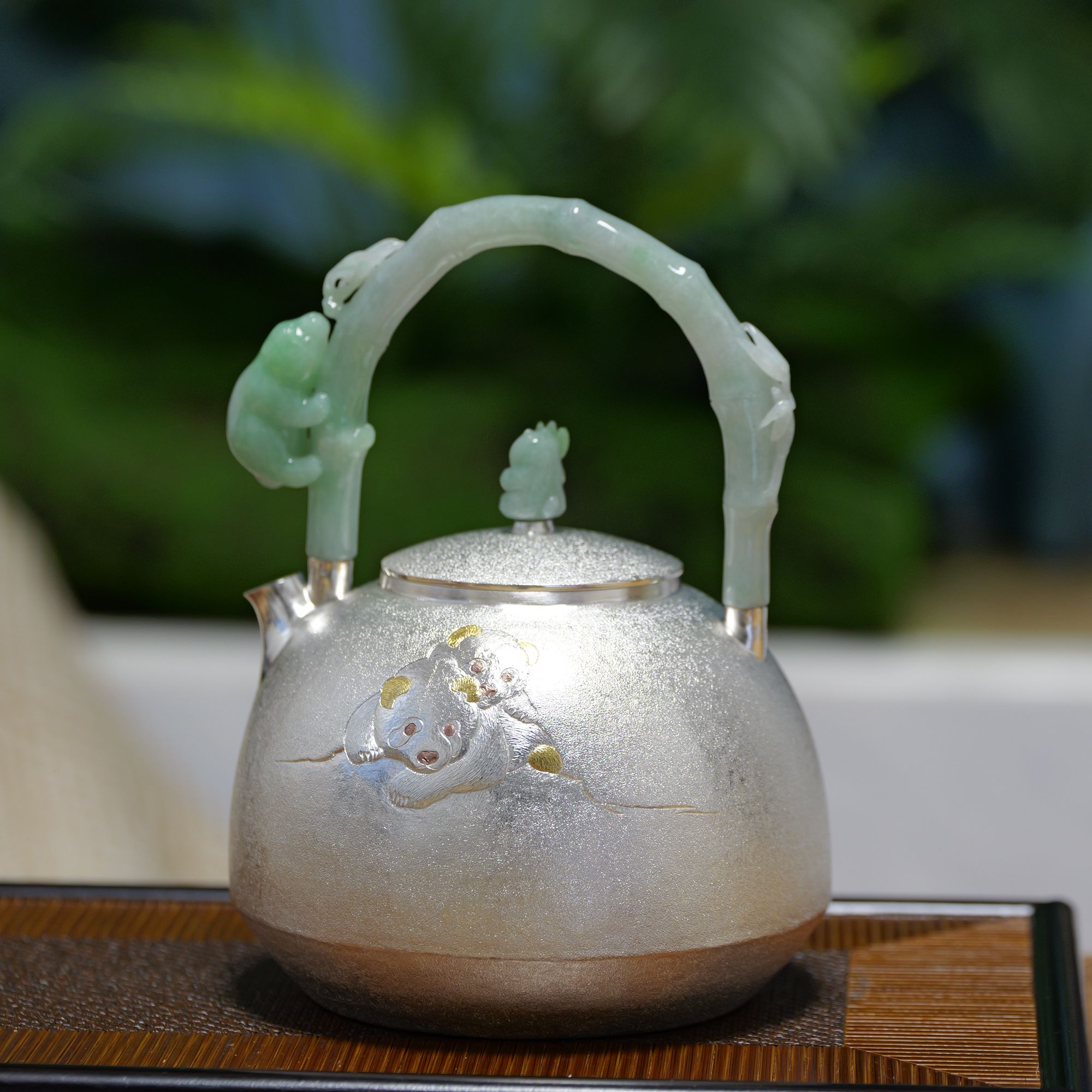 古悦 悦翠系列 熊猫抱竹 纯手工錾刻实用大容量复古烧水壶