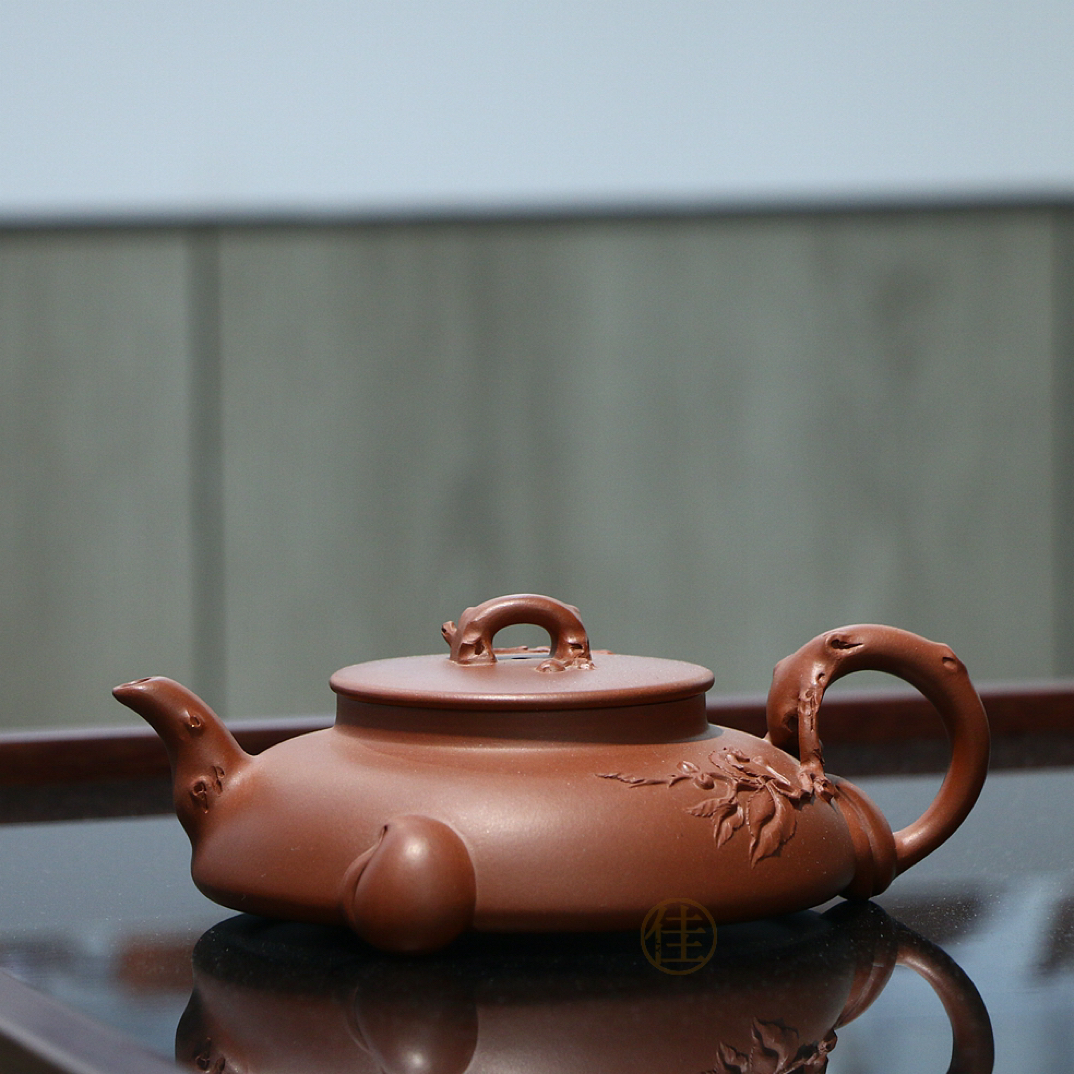 吃茶乐土-全手工 寿桃 超薄胎 原矿底槽清 300毫升 宜兴紫砂壶