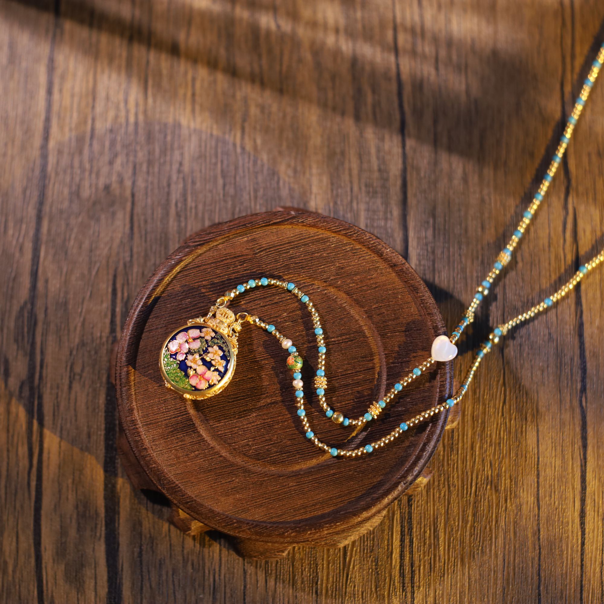 朝銮黄金【鼻烟壶】古法金珐琅彩花手工錾刻足金套链