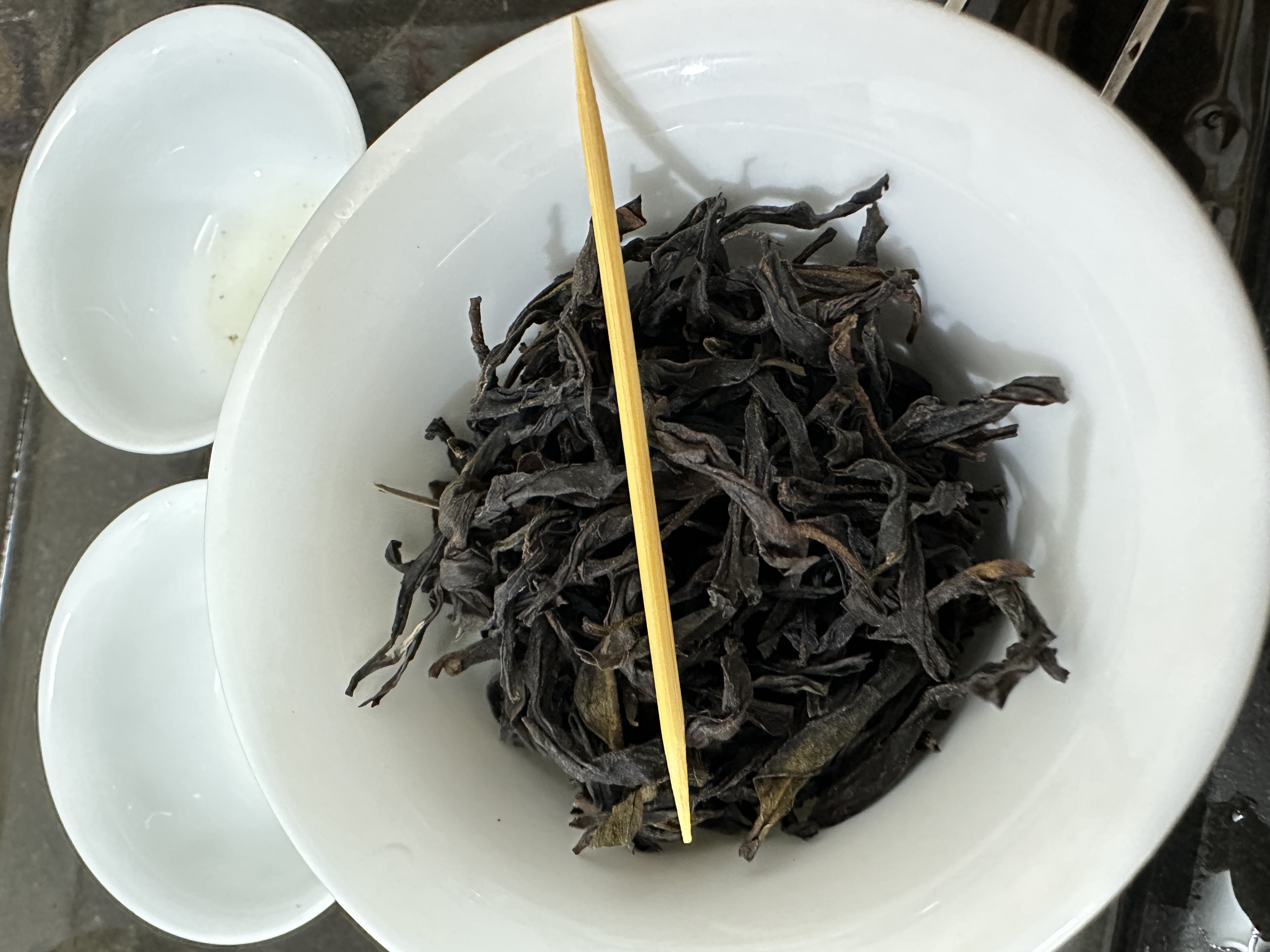 锯朵仔杏仁香枞味显三次火炭焙新丛肉头好底韵好