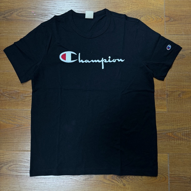 微瑕NO退换！介意不拍99新  冠军男女款休闲短袖  H4-3