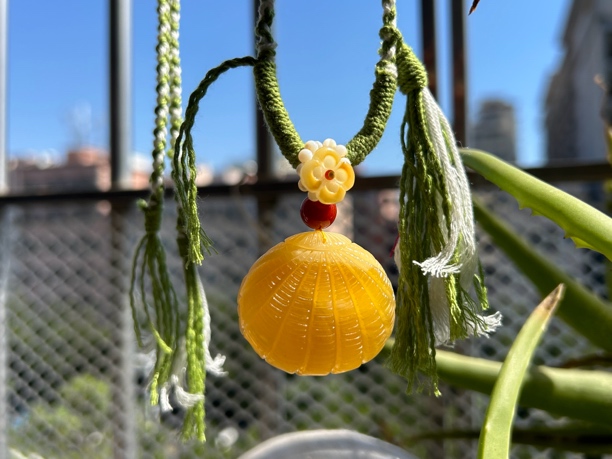 天然琥珀蜜蜡镂空贝贝福