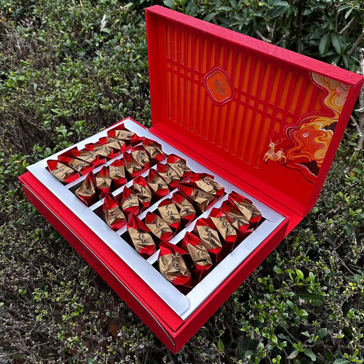 一路连升摆泡大红袍礼盒新茶乌龙茶茶叶高档礼盒装过节送礼伴手礼