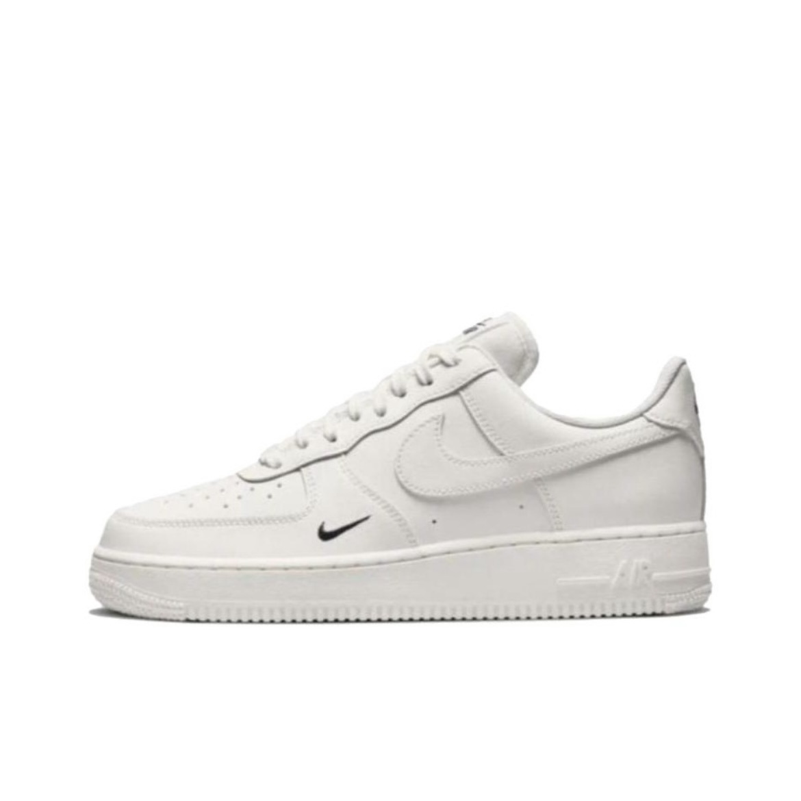 NIKE/耐克女款白色AF1时尚复古经典低帮鞋HF1058133