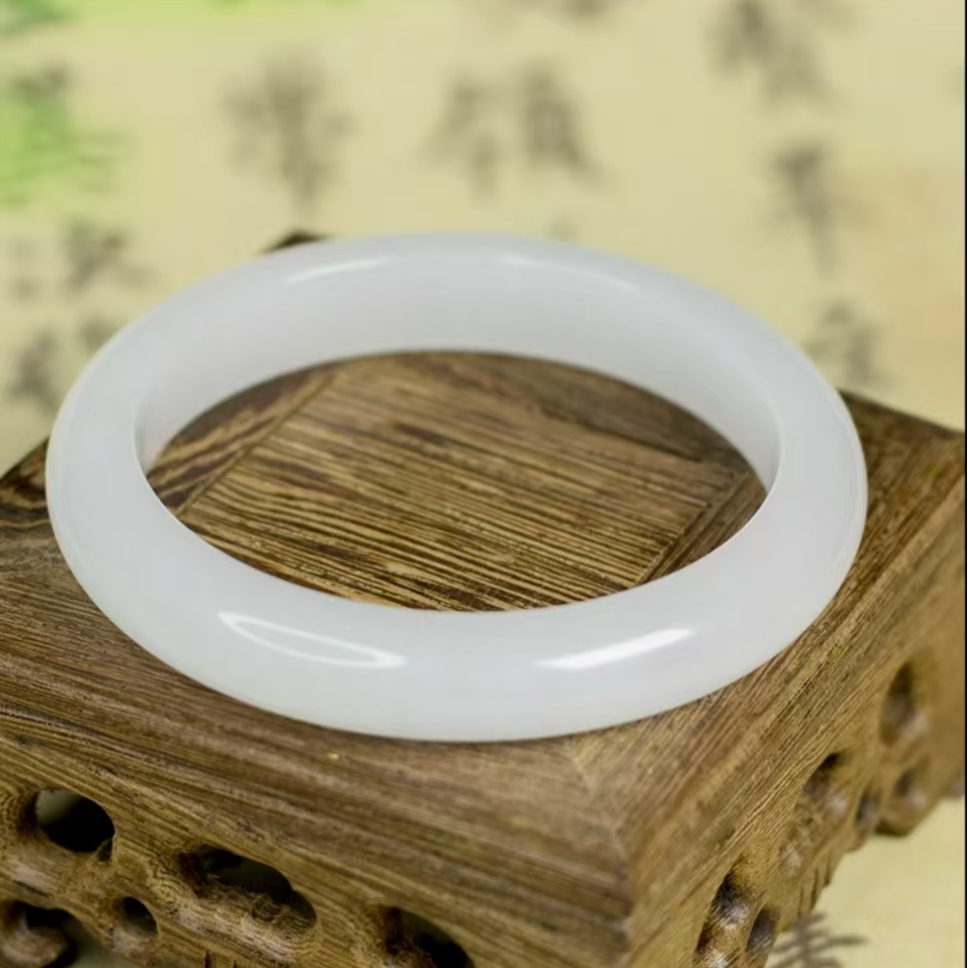 天然玉石独龙玉手镯【高品阶白月光】正圈手镯