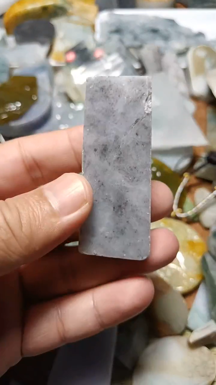 【闪购商品】翡翠挂件未镶嵌18