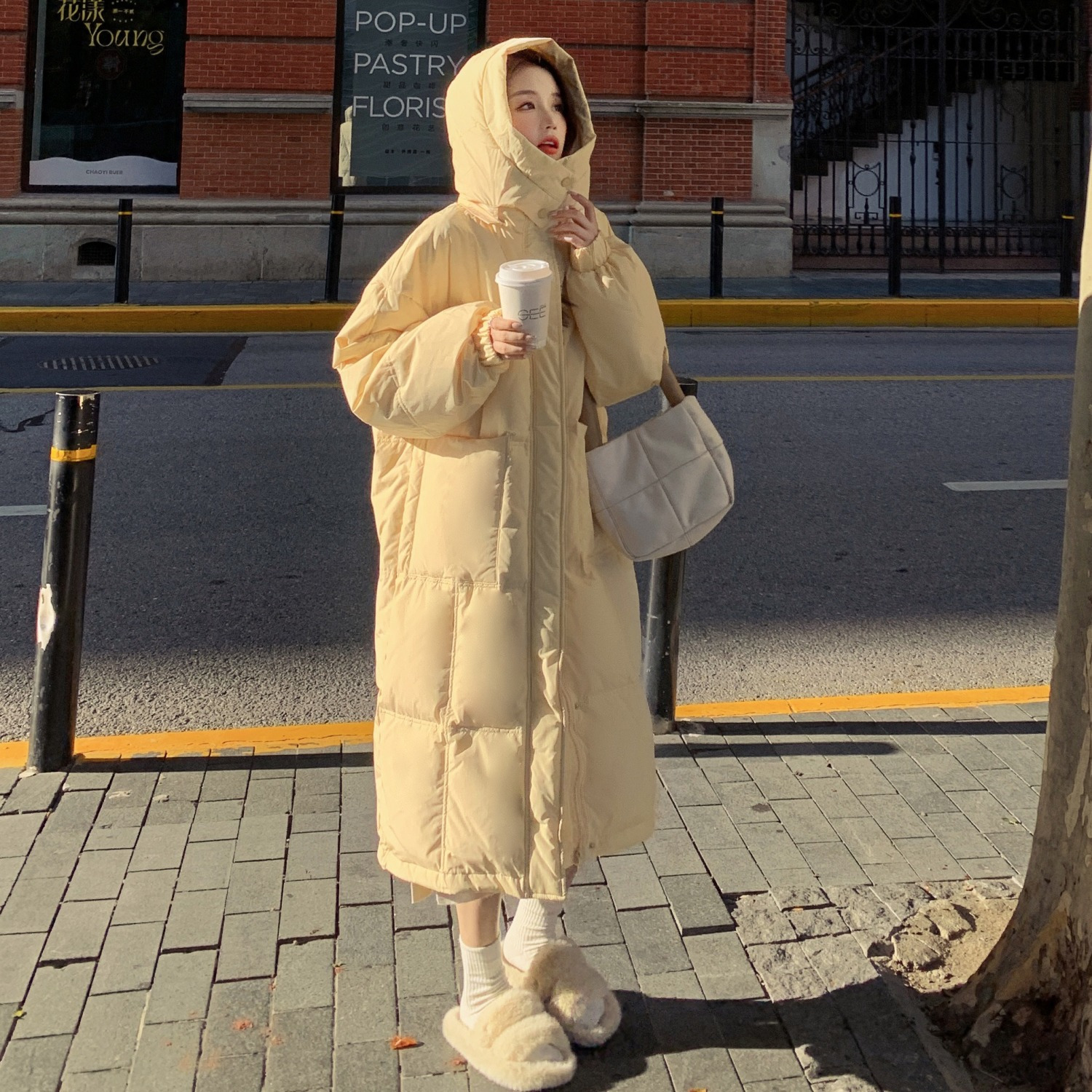 艾羽丝奶fufu黄色羽服女中长款2023年冬季新款衣加厚过膝袄外套显
