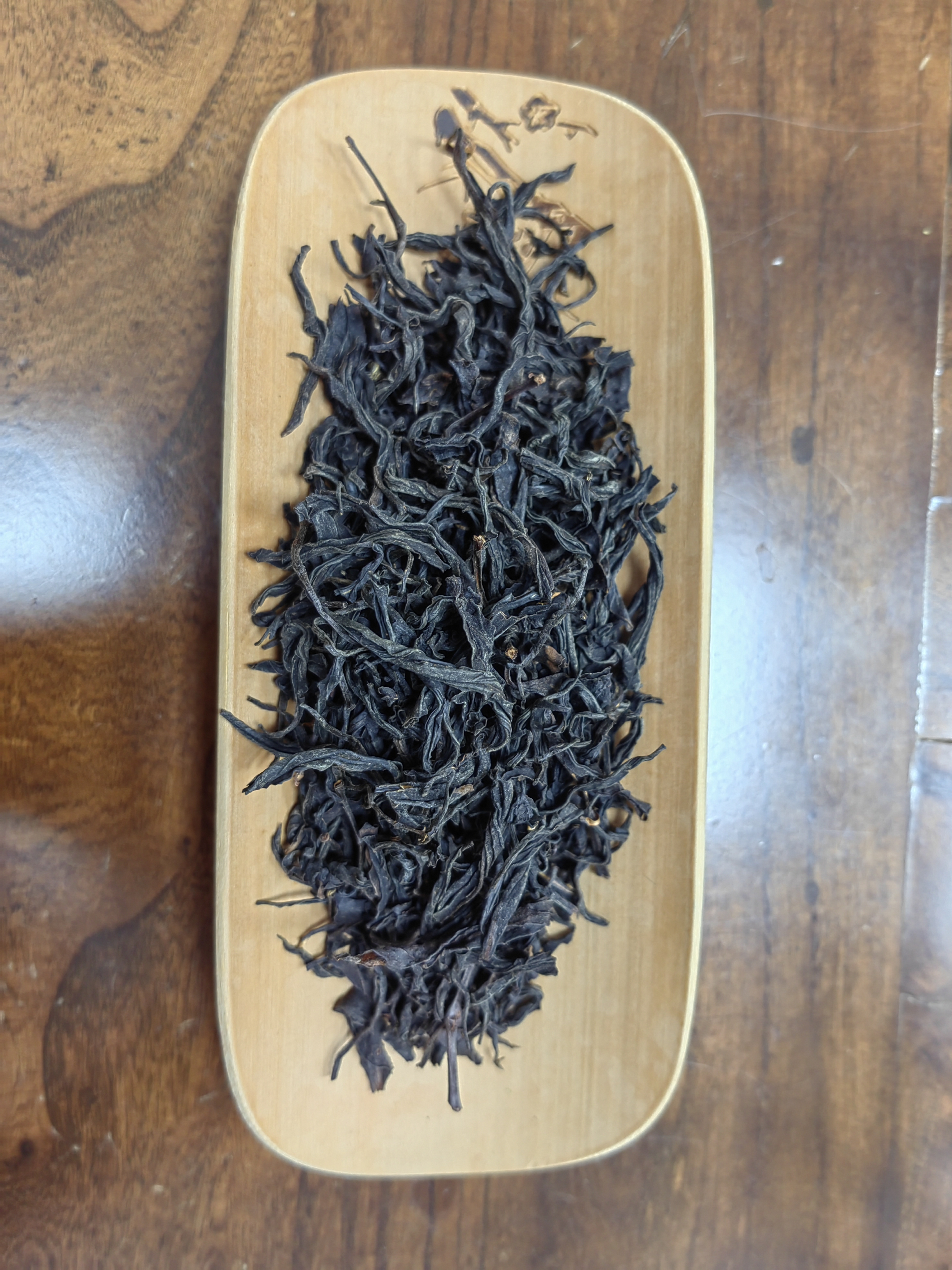 正山小种—正山小种妃子笑，色泽乌润，入口滋味醇厚，唇齿留香