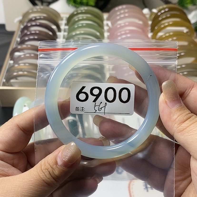 【闪购商品】玛瑙/玉髓手镯未镶嵌