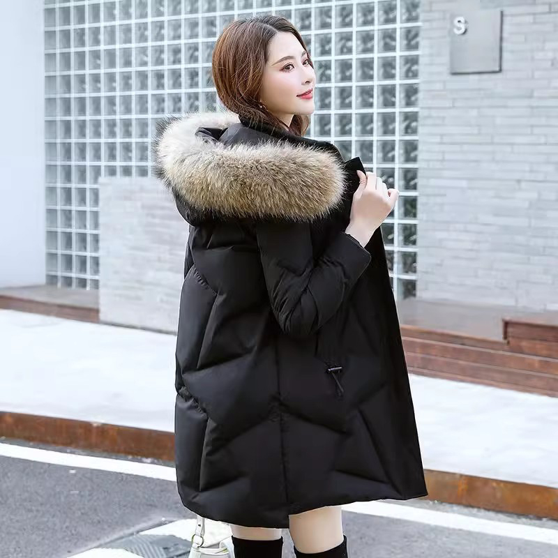 波司澄反季服女中长版2023冬季大毛领保暖加厚女