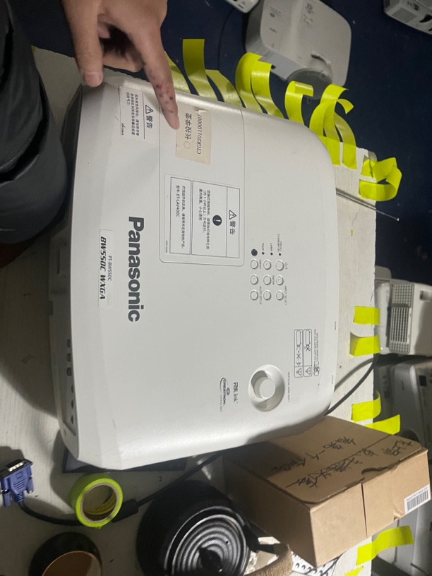 松下bw550c工程投影仪 运费自理