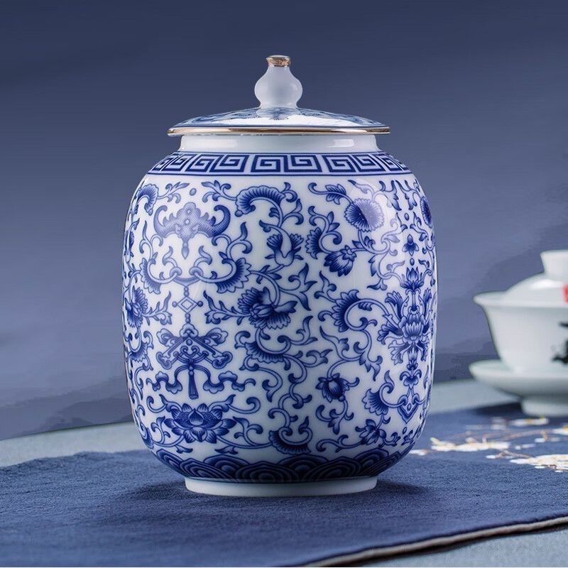 康仔的茶      青花瓷罐