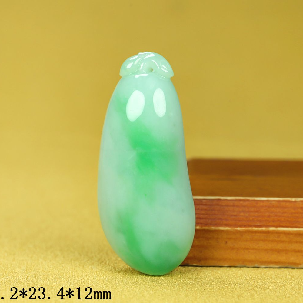 A820珠宝玉石精选翡翠吊坠