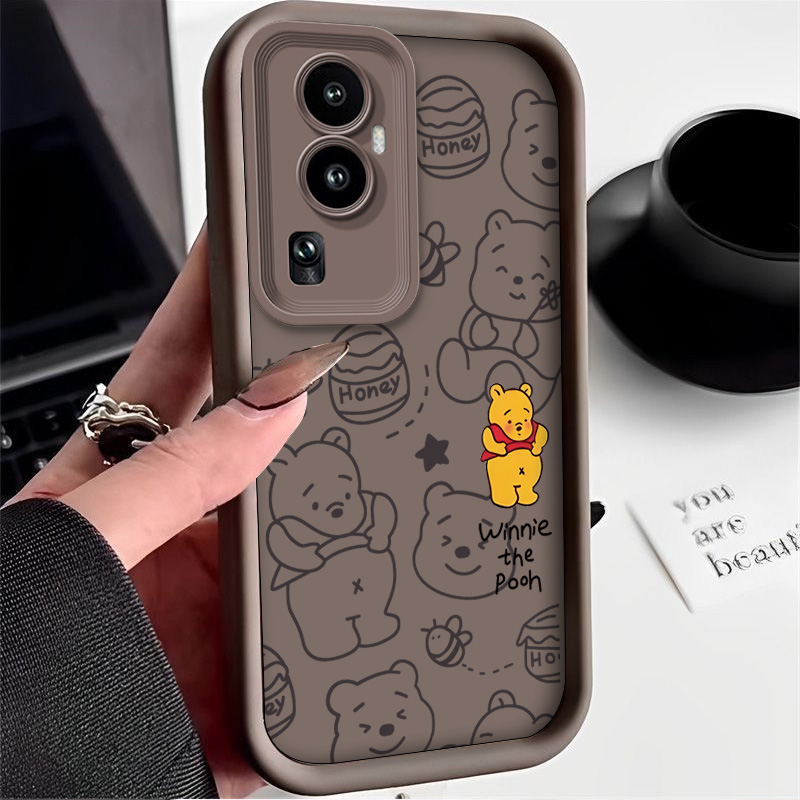 OPPOReno10手机壳10Pro+天眼阶梯防摔卡通保护全包小熊维尼时尚
