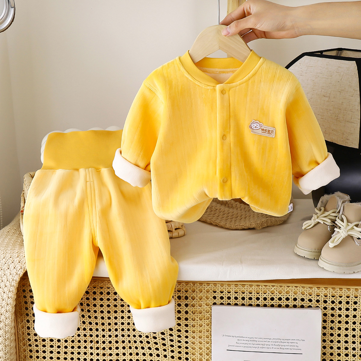 婴儿无骨对衫保暖内衣秋衣护肚套装加绒男女宝宝小童打底两件套