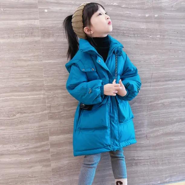 2024年春节新款拉吧女童羽绒服冬季新品2023新款网红女孩白鸭绒中
