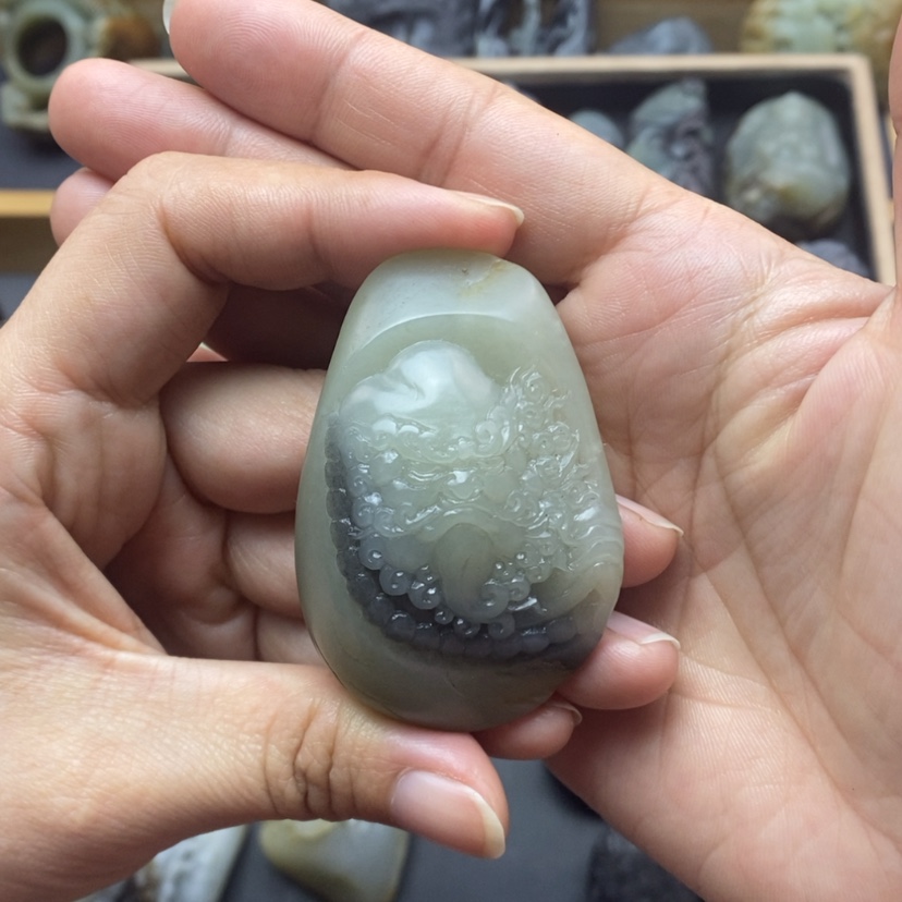 【闪购商品】和田玉颈饰未镶嵌电****泡