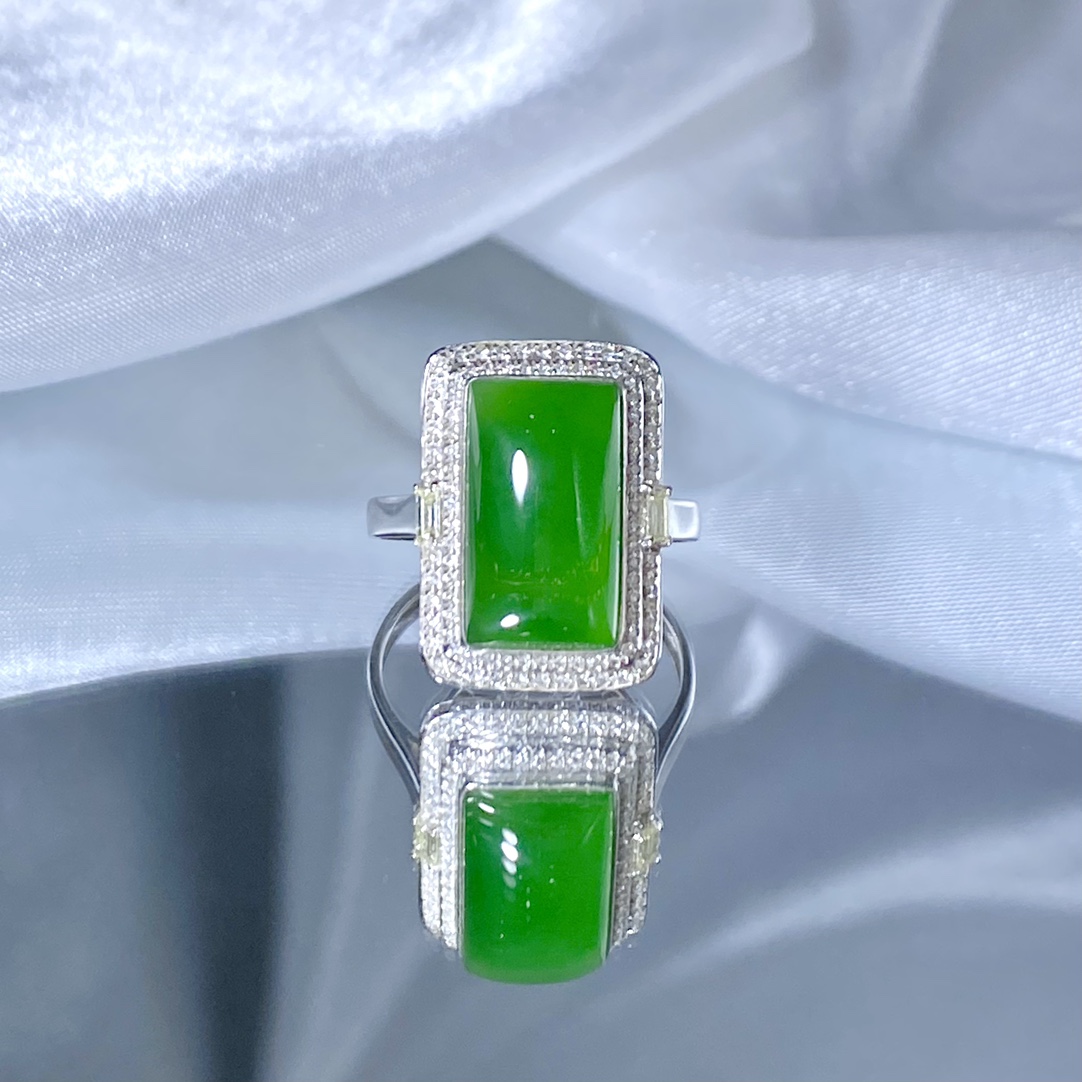 18k白金镶嵌天然和田玉碧玉苹果绿方形满钻戒指长方形戒指