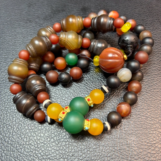 老式玛瑙多珠项链