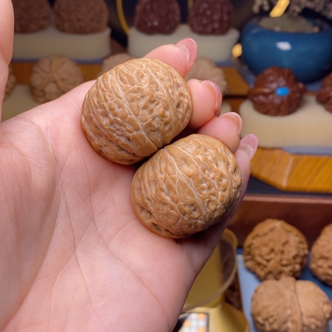 【闪购商品】文玩核桃把件千*