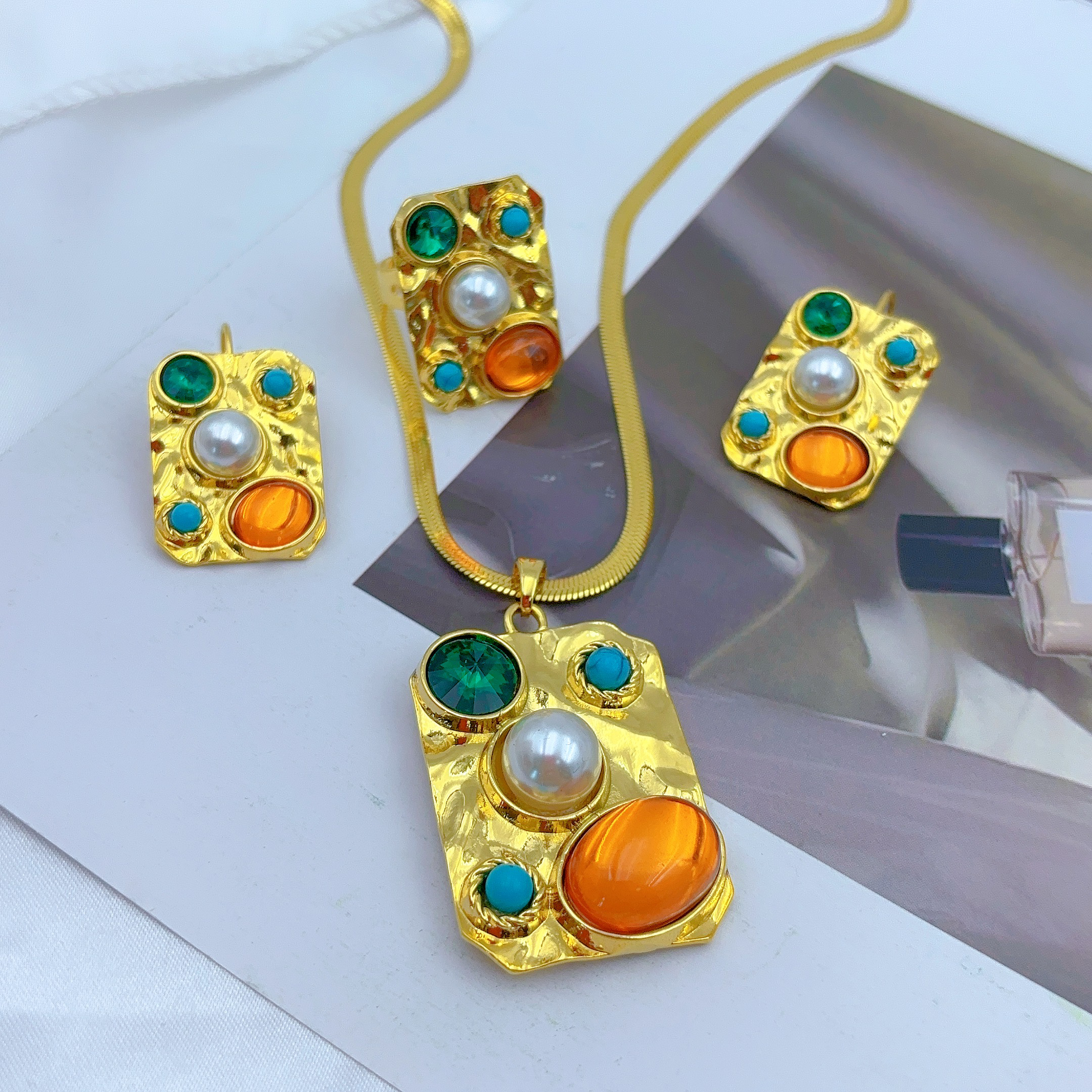 钛钢项链 47-22-12小众时尚气质冷淡风锁骨细链彩色法式精美素款