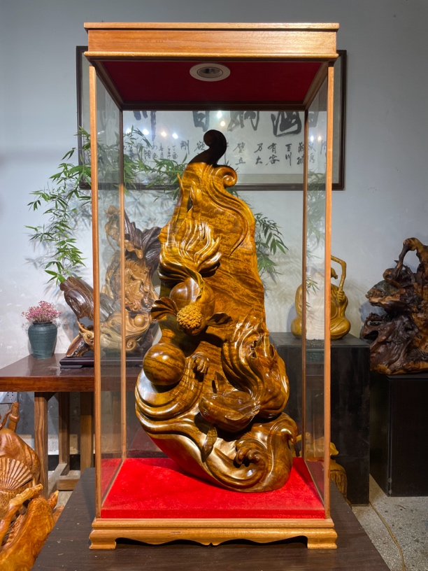 动物雕刻摆件，长52宽29高108
