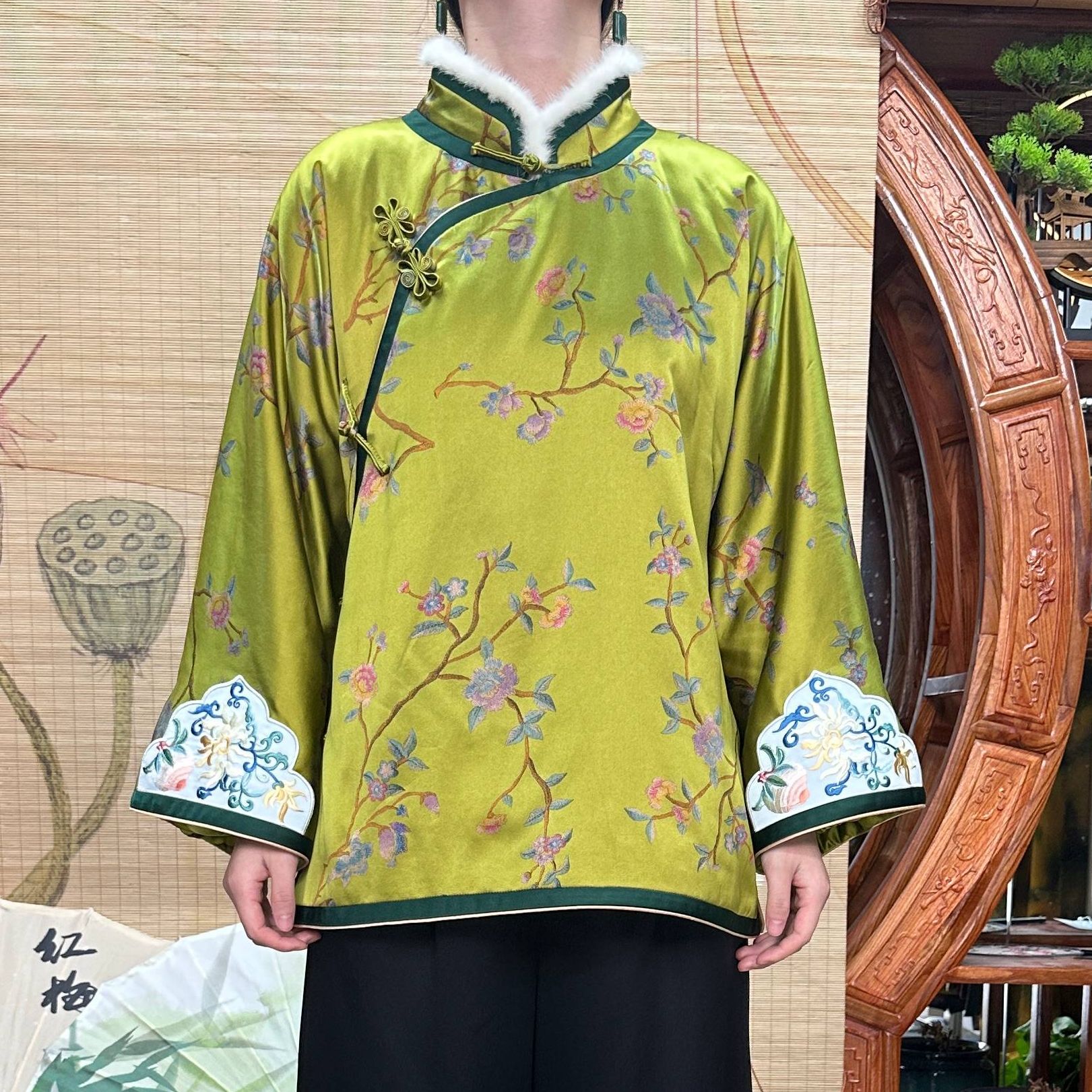 60姆米重缎绿底五福梅花短款棉服100桑蚕丝香云纱填充羊驼绒国风