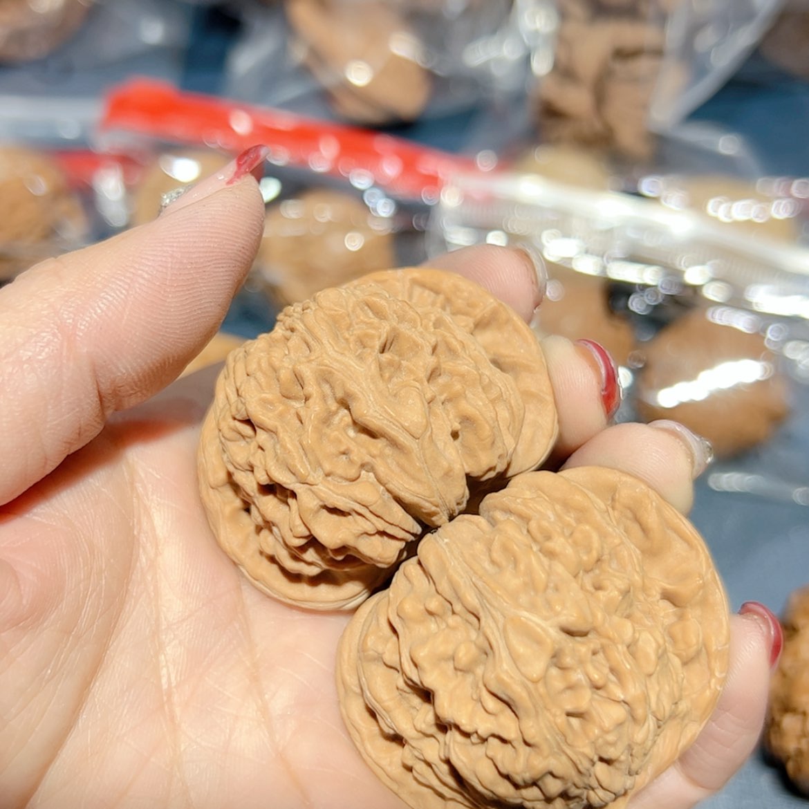 【闪购商品】橄榄核吊坠雍**雅