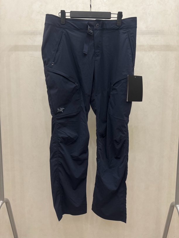 全新未使用 ARC'TERYX/始祖鸟 Palisade 速干长裤/34码/M3078