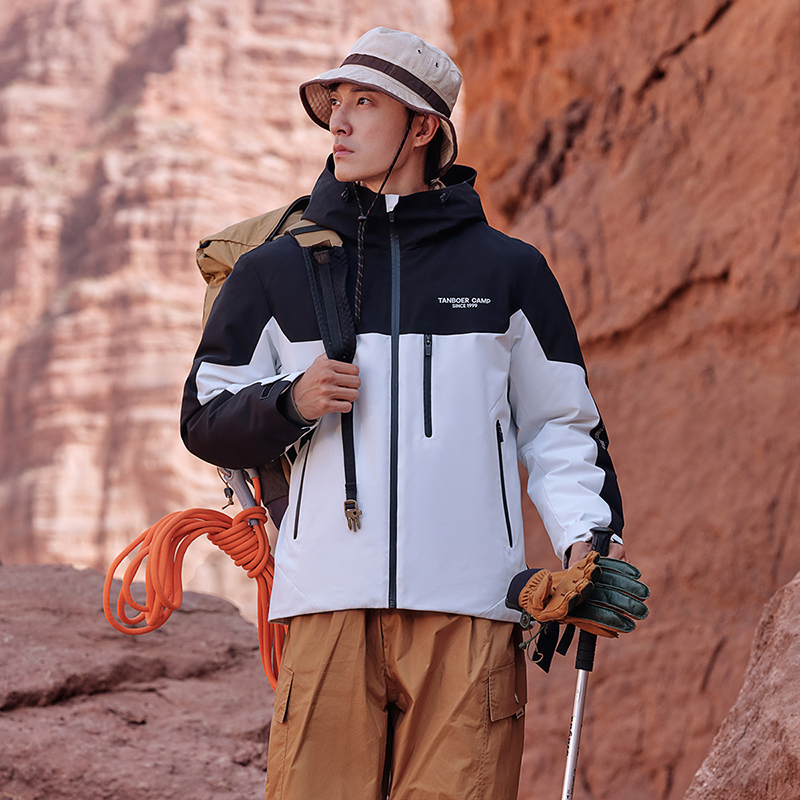 【官方】坦博尔男女同款羽绒服户外运动防风三合一冲锋衣TA235353