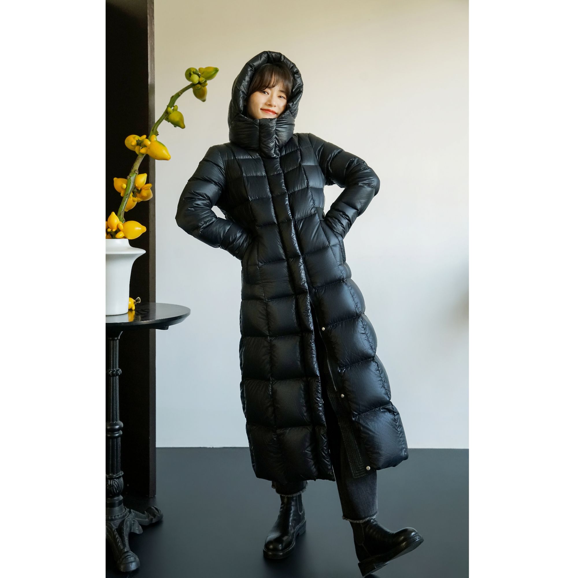 【官方】坦博尔2024新鹅绒收腰长款情侣时尚都市过膝羽绒服TD236890