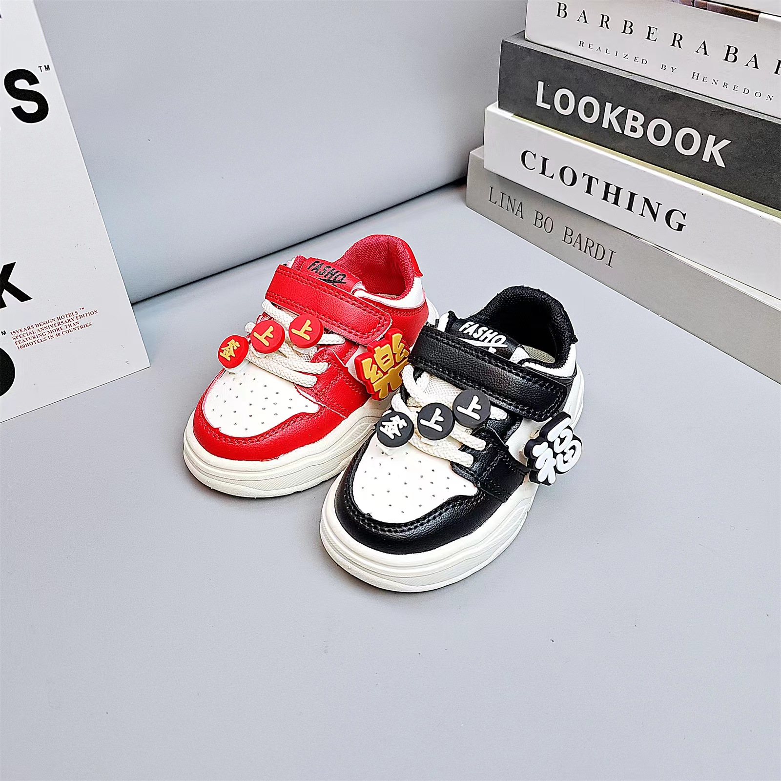 2025春新款卡通宝宝圆通舒适魔术贴上上签小板鞋软底儿童单鞋