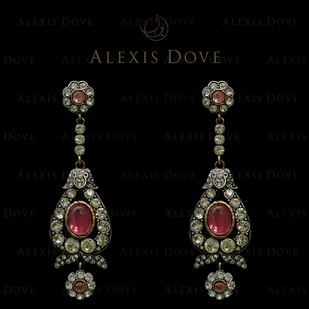 合金合成锆石耳饰 （精工）中古优雅气质简约大气长款瑰丽极简耳钉M