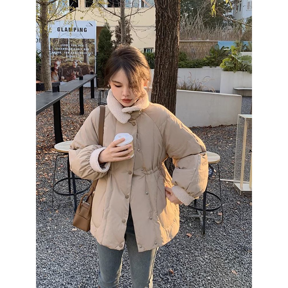 艾莱依小个子羽绒服女短款2023冬季新款修身显瘦甜美羊羔毛领可爱