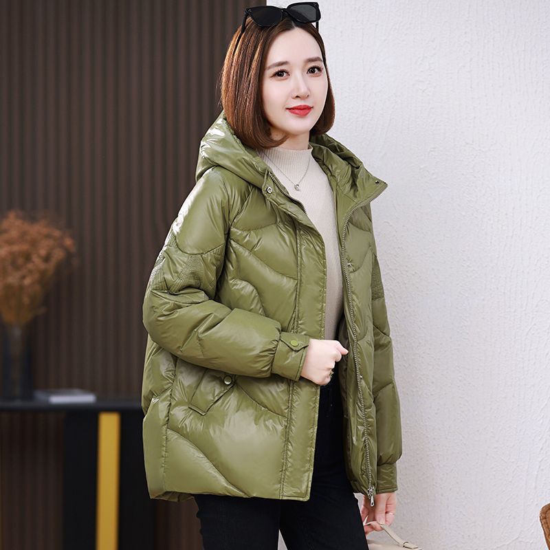 艾莱依妈妈时尚加厚短款羽绒服女2023冬装中老年宽松保暖免洗外套