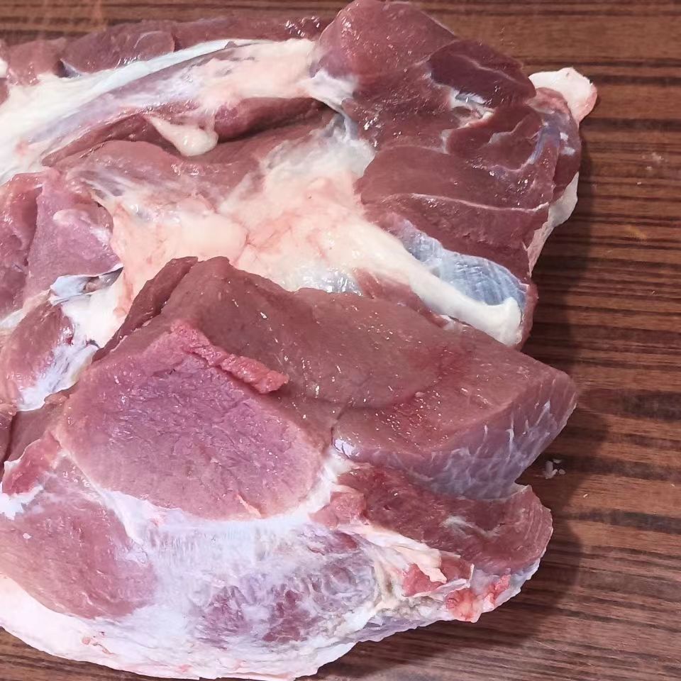 美时鲜【农粮猪】现场称重、肉形以直播间展示为准。