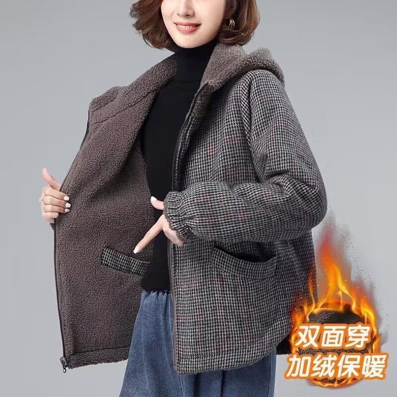 两面穿连帽羊羔毛外套新款冬季女装加绒加厚中年妈妈女士棉衣棉服