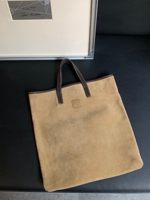 95新 LOEWE/罗意威 0麂皮驼色小琴谱包