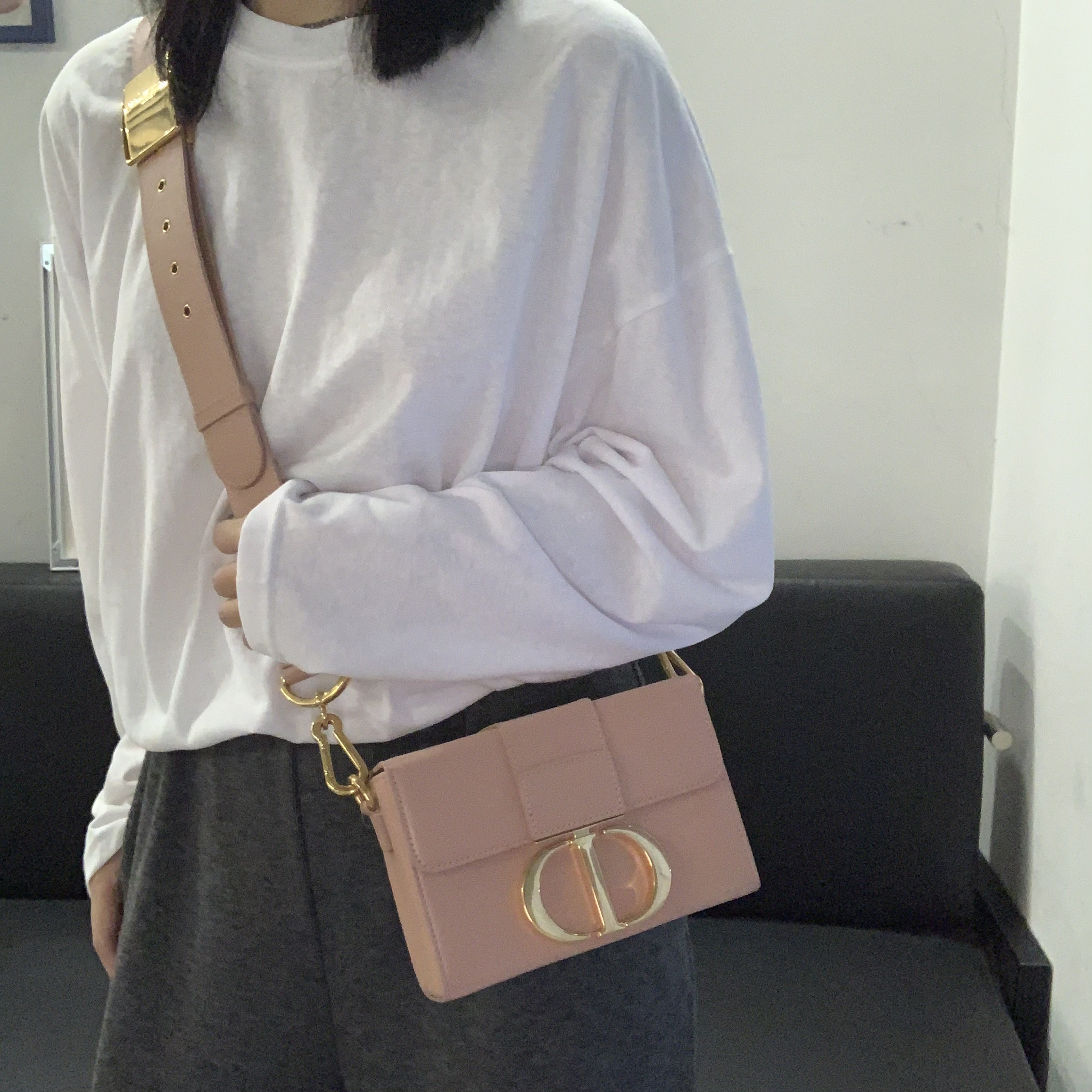 95新 DIOR/迪奥 7 粉色蒙田盒子斜挎包