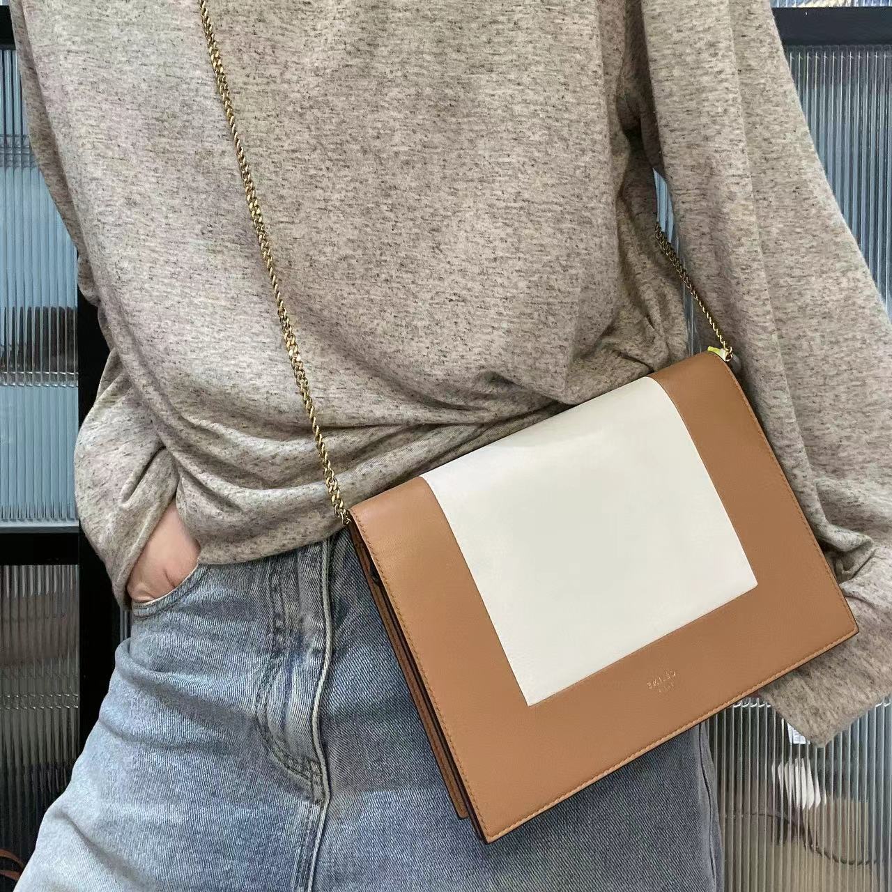 95新 Celine/思琳 【清】3BB525 白拼焦糖斜挎包