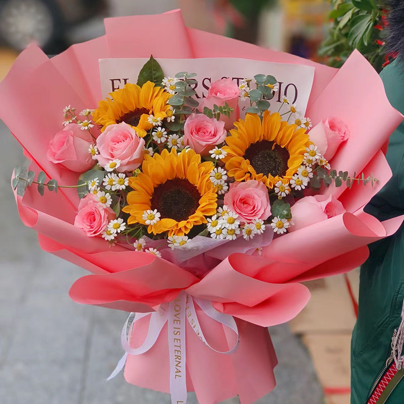 【骄阳如火】鲜花7枝粉玫瑰混搭3枝向日葵韩式花束3915款鲜花小时达同城配送送女友送朋友闺蜜花店免费送花上门