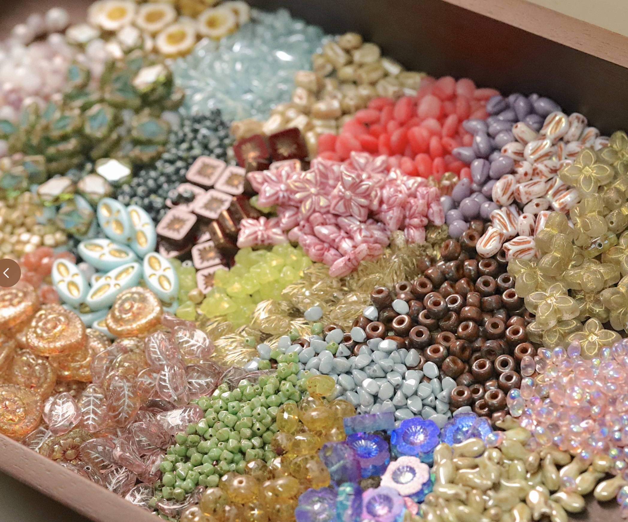 十二月五号珠咪的捷克珠散珠1-100，一单飞/48小时发