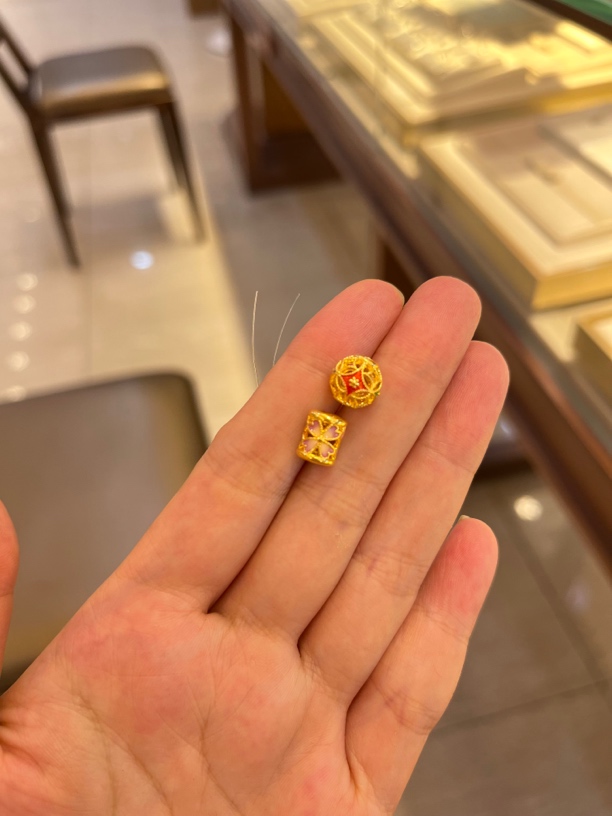 六桂福精美时尚转运珠